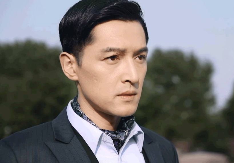 胡歌发生车祸的原因是什么?