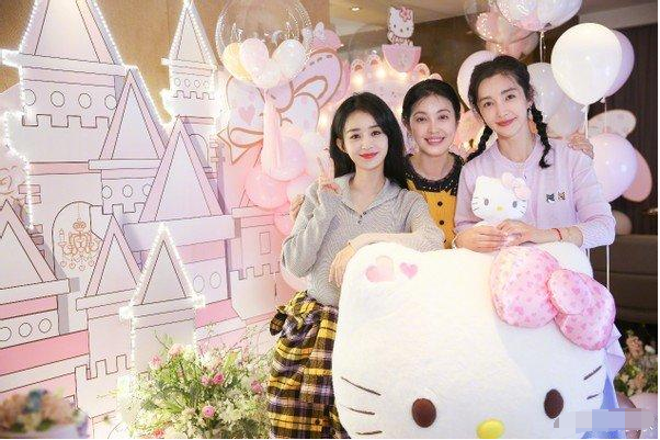 赵丽颖陪李冰冰过生日，你知道她们二人有着怎样的交情吗？
