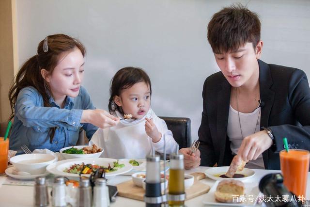 李小璐称“甜馨影响自己发展”,这事你怎么看?