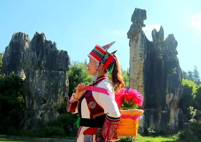 阿诗玛是哪个民族的?