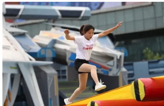 想去参加《男生女生向前冲》,怎么报名?