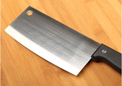 坐高铁可以带菜刀吗?