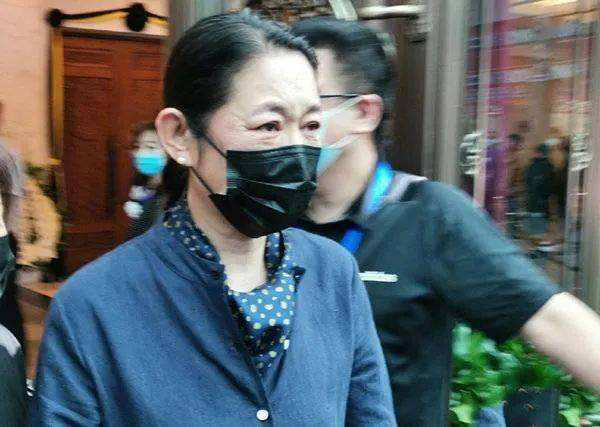 主持人沈力遗体告别仪式举行,仪式上有哪些知名明星送别?