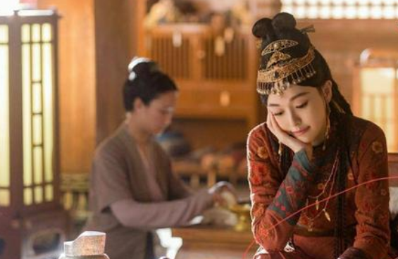 唐嫣新剧《燕云台》皇后造型惊艳!你觉得怎么样?