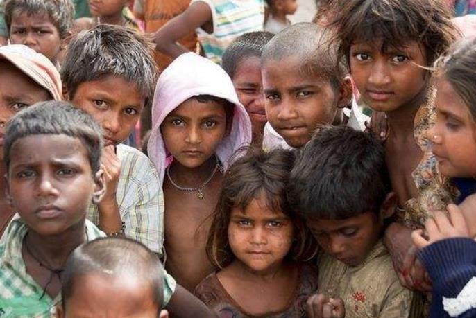 疫情致印度童婚事件显著增加,父母为何“卖女儿” ?