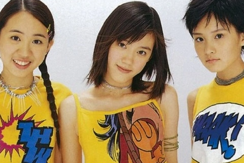 kiss的三种意思是什么?