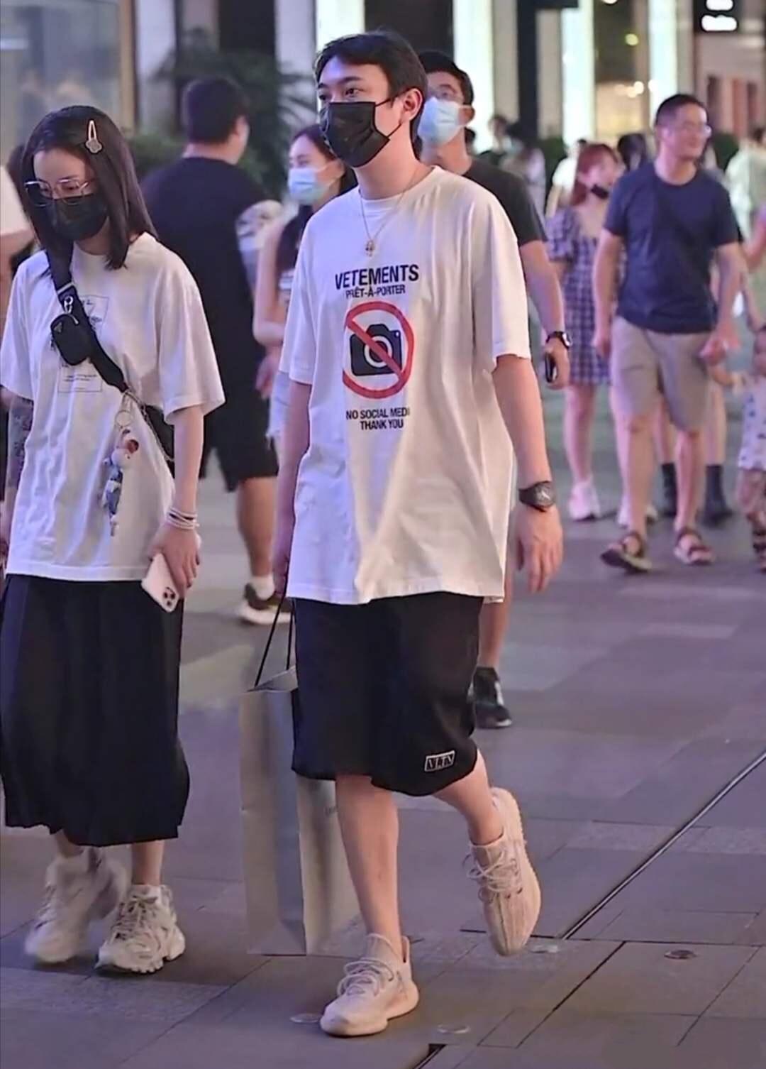 王思聪又换新女友,对方有何背景?