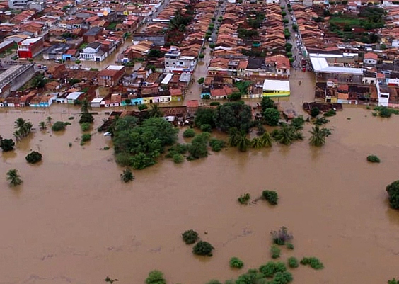 巴西暴雨已致146死,暴雨还引发了哪些灾害?