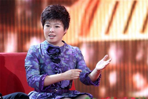 于丹一代“牛人”,为何被北大学子哄下讲台?