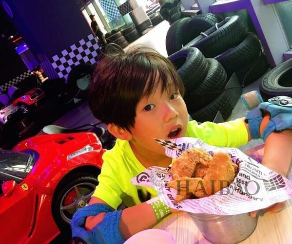 刘畊宏儿子留长发三年,背后有着怎样的故事?