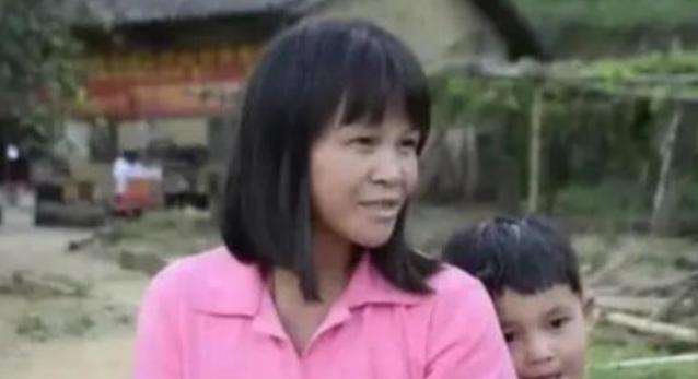 四川男子15年前以五千元将妻弟媳妇卖给工友，他需要承担哪些法律责任？