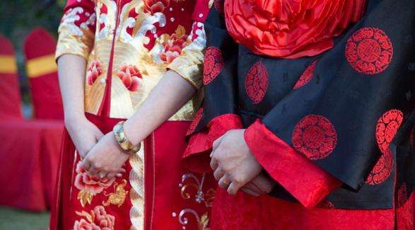 嫁衣是什么意思?