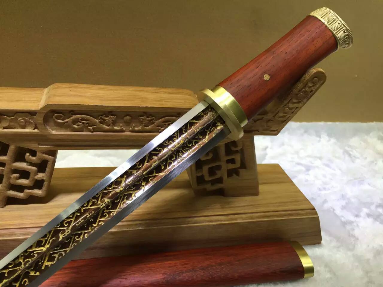 “鱼肠剑”在历史上是谁的剑,关于鱼肠剑有什么故事?