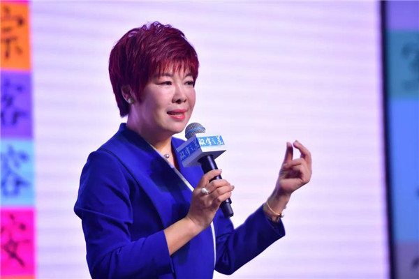 于丹一代“牛人”,为何被北大学子哄下讲台?