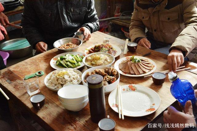 老公去世一年,儿子连团圆饭都不跟我吃却要我帮他看孩子,我该怎么办?