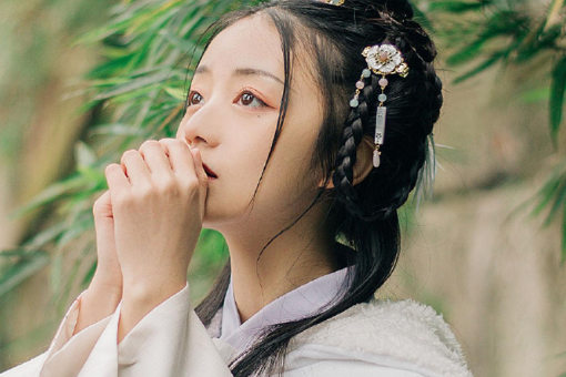 吹面不寒杨柳风的意思是什么?