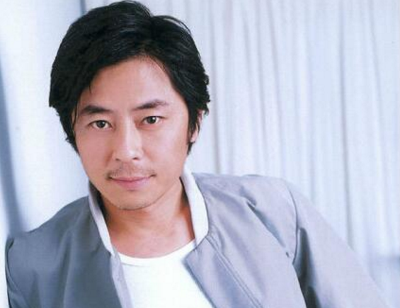 王杰为什么退出歌坛?