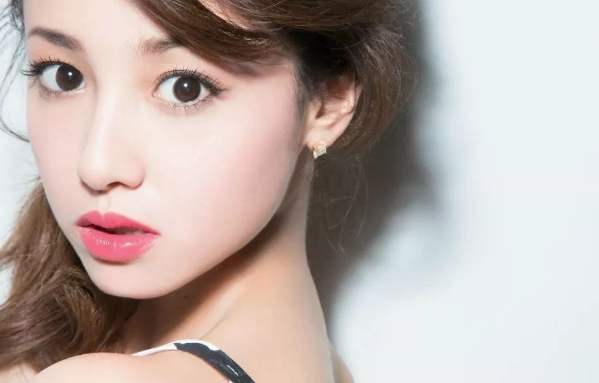 你是怎样评价泽尻绘里香的?