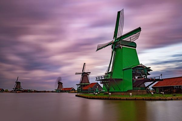 荷兰改名成什么?