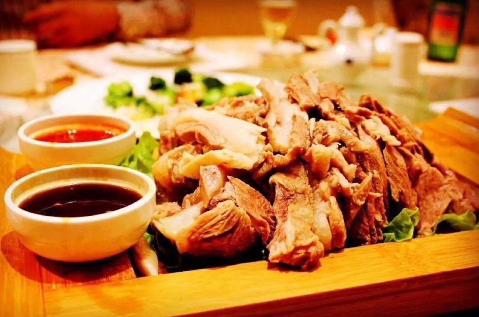 内蒙古呼伦贝尔有什么好吃的特色美食吗？