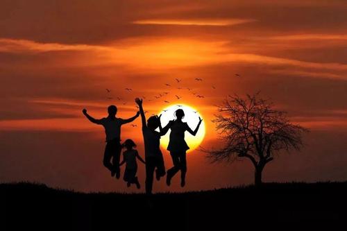 亲爹劝在山东日照的女儿别回家,父亲为何这么做?