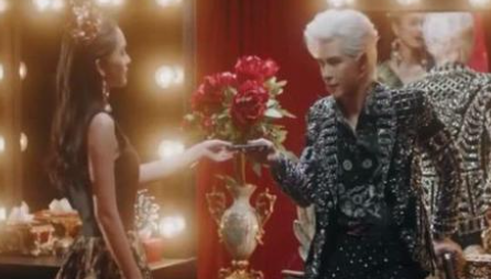 《泪色》是mv还是电影?