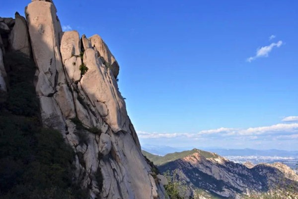 四川瓦屋山迷魂凼,出现了各种奇异事件,它的名字怎么来的?