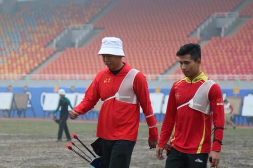 韩国林东贤视力只有0.1,他是如何射箭的?