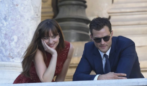 五十度灰是什么意思?