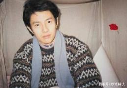 摇滚浪子郑钧与前妻爱恨18年,为何最后娶了被10万恶评淹没的刘芸?