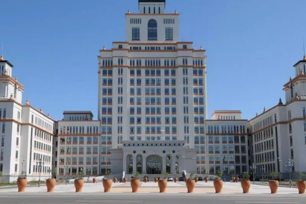 内蒙古大学满洲里学院怎么样?