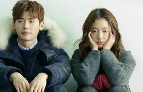 你觉得李钟硕和朴信惠会在一起吗?