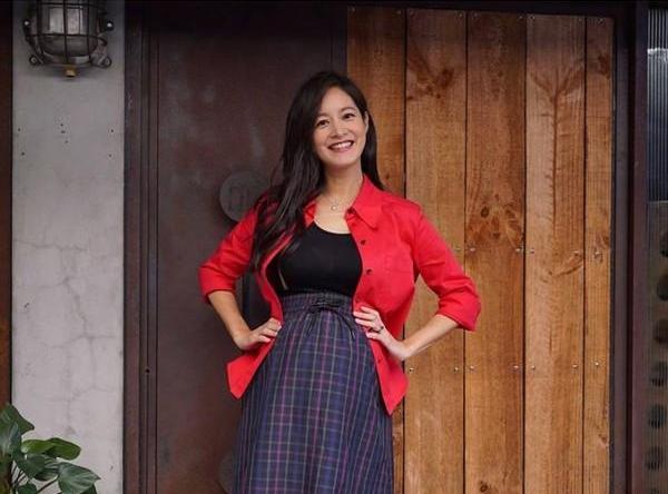 厉害了!谢怡芬水下产子自己接生,二胎妈妈这么“猛”的吗?