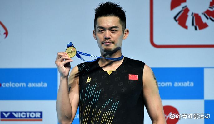 在羽毛球方面,林丹和李宗伟哪个更强一点?