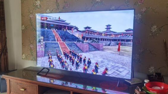 OLED电视三星好还是LG好？