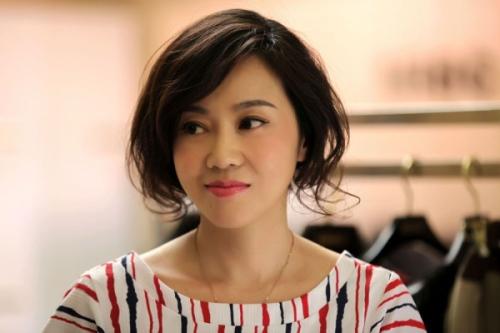 越来越性感的闫妮,她是如何把身材保持的这么好?