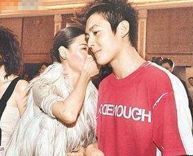 张柏芝当年为什么拒绝陈小春?