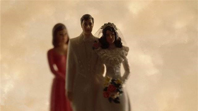 女人是第三者就叫小三。那男人是第三者,那叫什么?