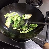 新买了一个苏泊尔精铸铁锅,该怎么处理才能用?