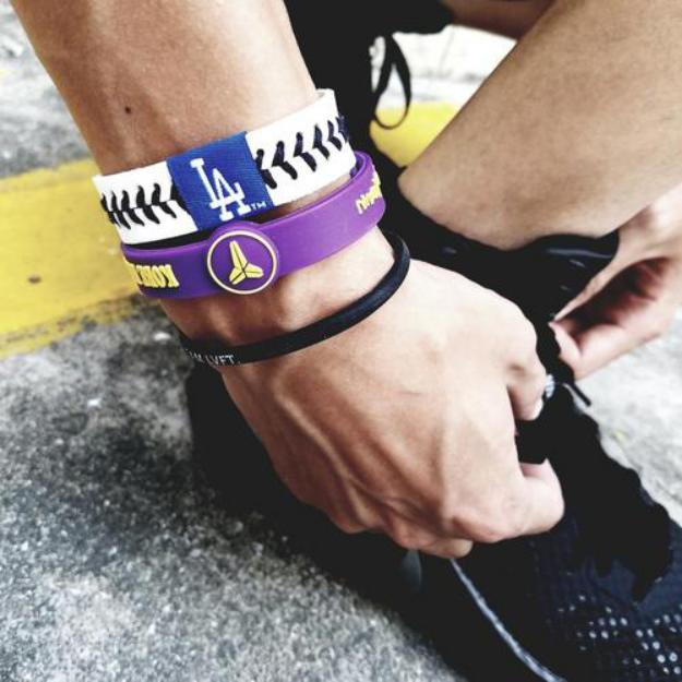 为什么NBA球员喜欢戴腕带?