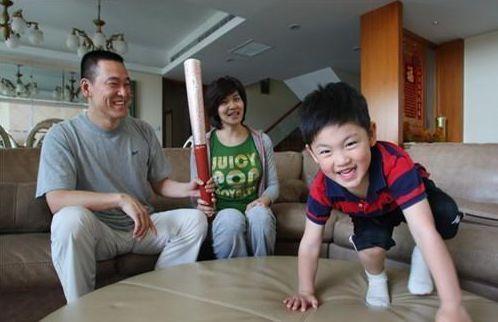 46岁庄泳近况如何?