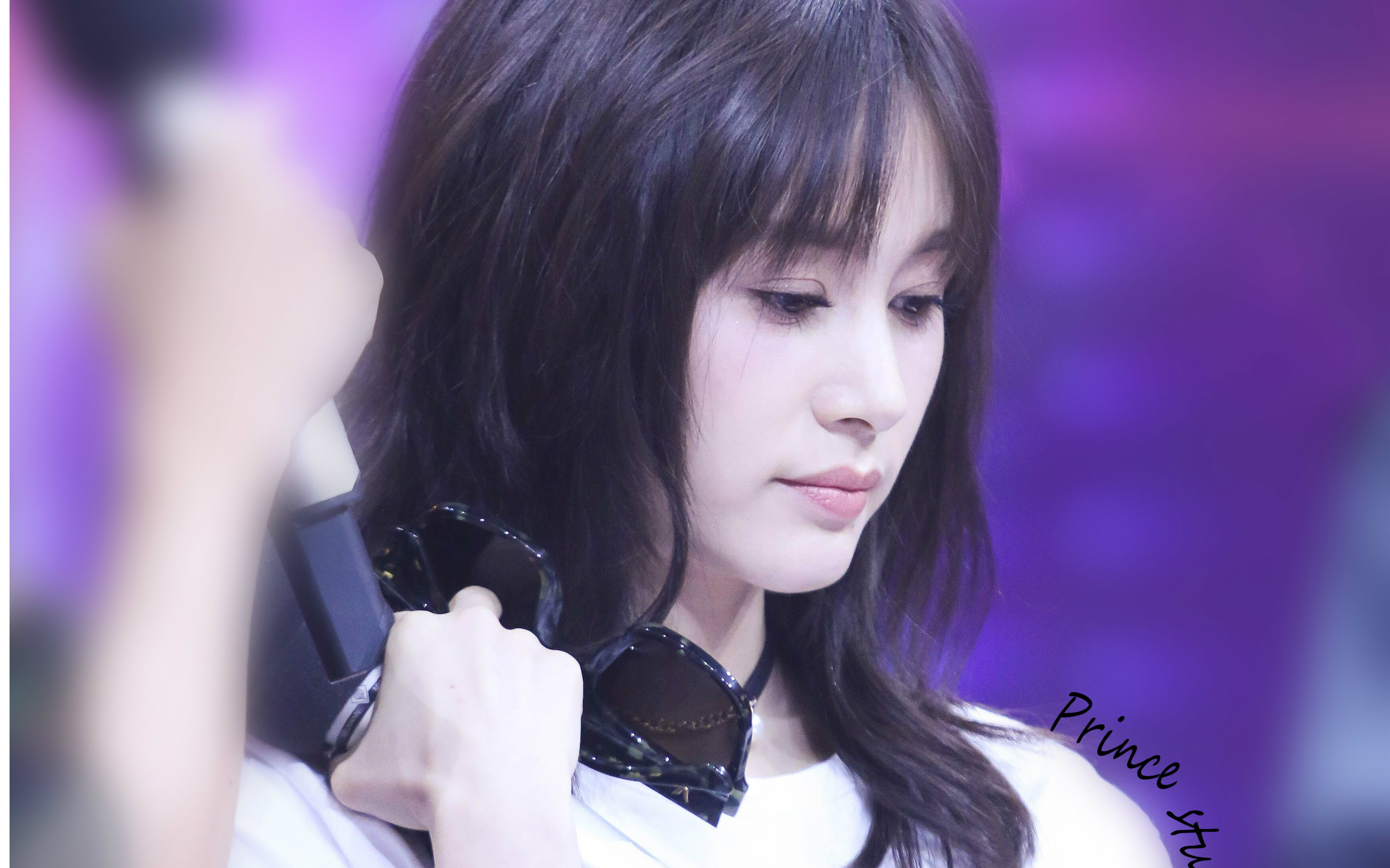 “恋爱上头”王子文：自曝男友从不送礼，一番话暴露感情状况，你怎么看？