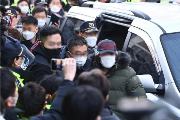 “素媛案”罪犯抵住处引抗议,他的存在对房东有何影响?