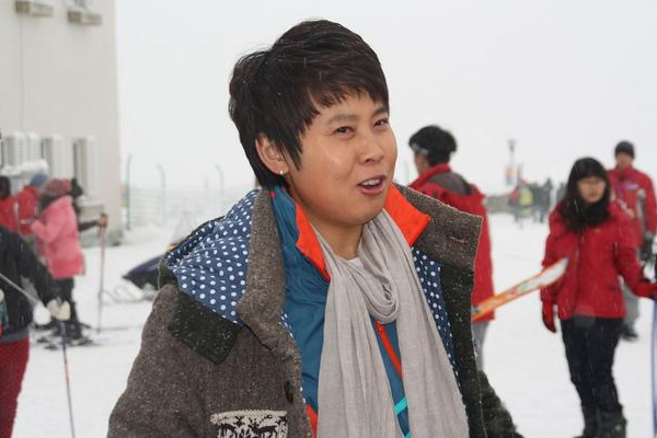 王濛呼吁网友不要网暴孙龙,如何看待她对待孙龙的态度?