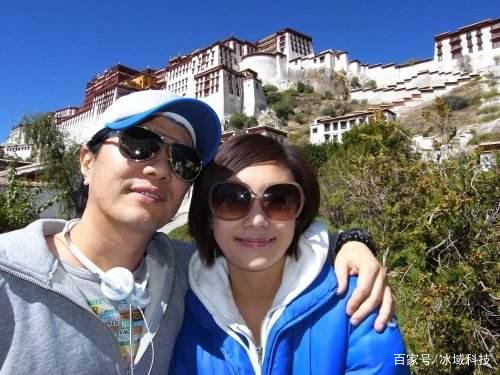 摇滚浪子郑钧与前妻爱恨18年,为何最后娶了被10万恶评淹没的刘芸?