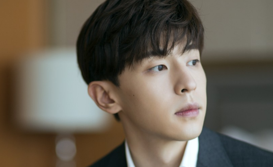 angelababy和李现一起冲浪生情,这件事是真的吗?