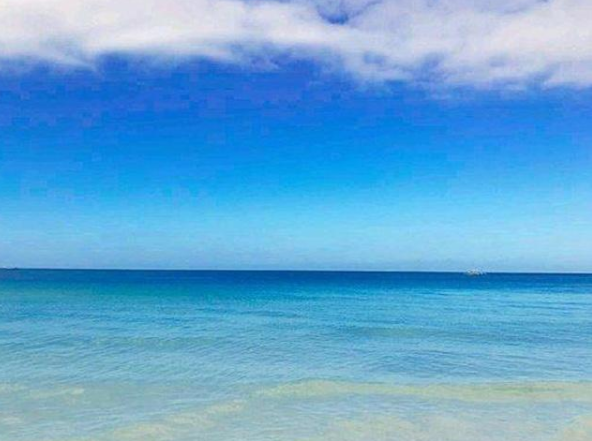 日照旅游住宿哪里比较方便游玩？