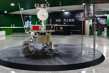 嫦娥五号探测器完成第二次轨道修正，距离完全成功还有几次修正？