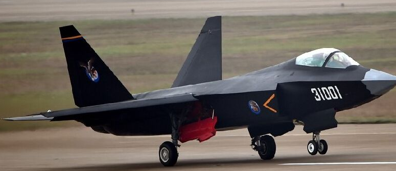 2017巴黎航展中国展示了什么飞机?