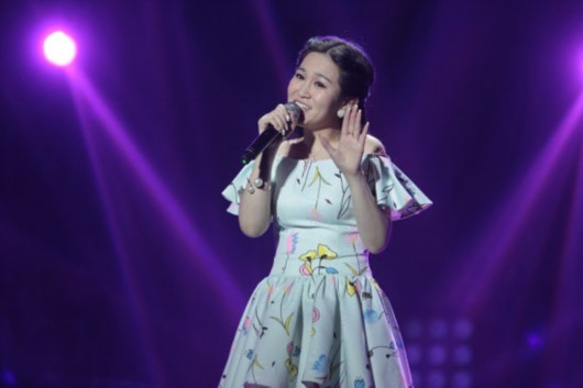 从专业的角度来看,萱萱演唱的《残酷月光》如何?